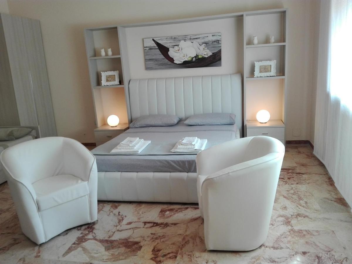 Villa Lazzari B&B Tra i due Mari Maglie Esterno foto