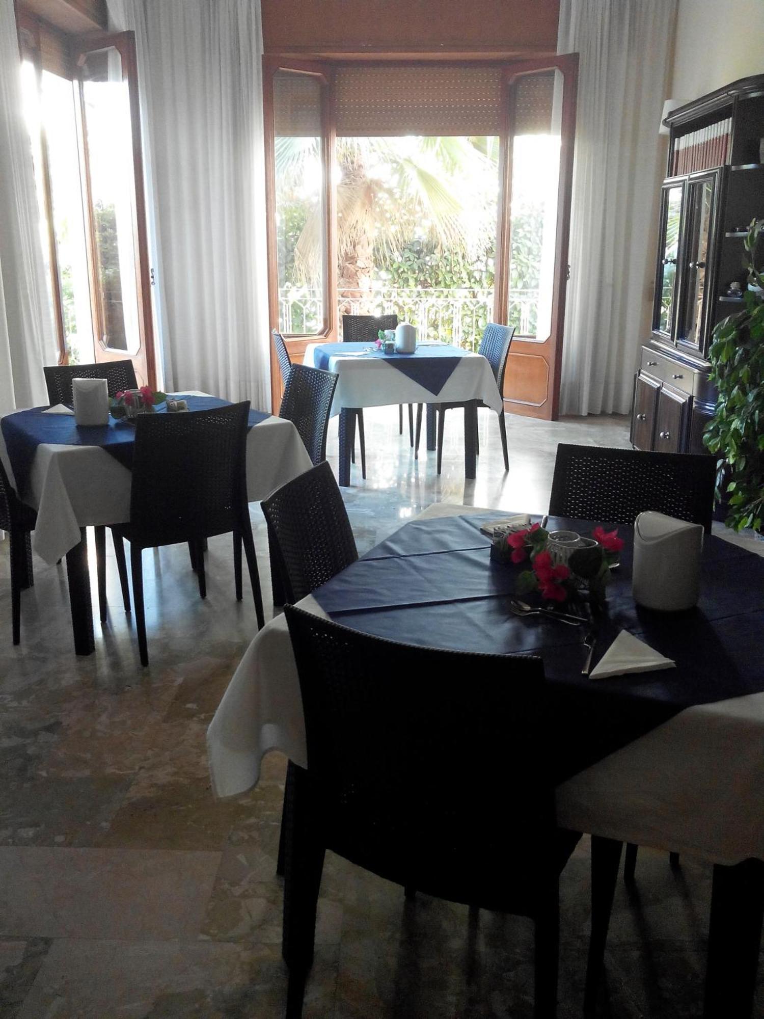 Villa Lazzari B&B Tra i due Mari Maglie Esterno foto