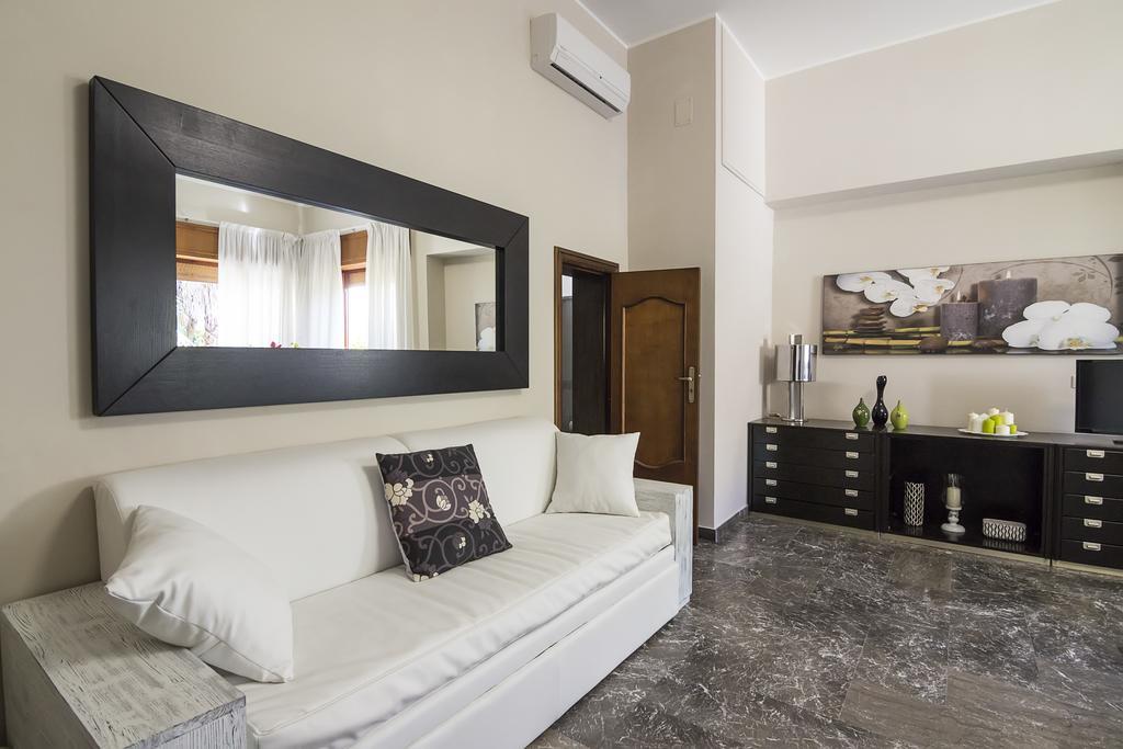 Villa Lazzari B&B Tra i due Mari Maglie Esterno foto